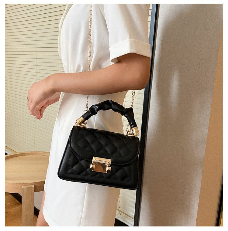 Popular All-match Ins Women's Bag 2024 Popular Korean Fashionable Chain Crossbody Cyber Celebrity Portable Small Square Bag