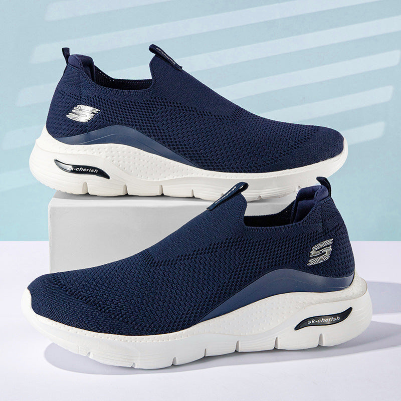 New Men's Shoes Slip-on Lazy Walking Shoes Lightweight Cross-border Plus Size Flying Woven Mesh Surface Casual Sneaker