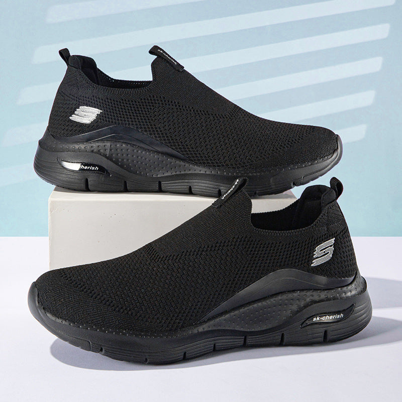 New Men's Shoes Slip-on Lazy Walking Shoes Lightweight Cross-border Plus Size Flying Woven Mesh Surface Casual Sneaker